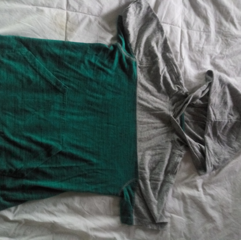Hooded Colorblock Tee With Pockets